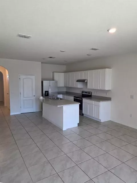 Kitchen - 2294 Tay Wes Dr, Saint Cloud, FL 34771 photo 6 of 6