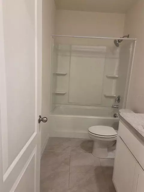 Bath - 2294 Tay Wes Dr, Saint Cloud, FL 34771 photo 3 of 6