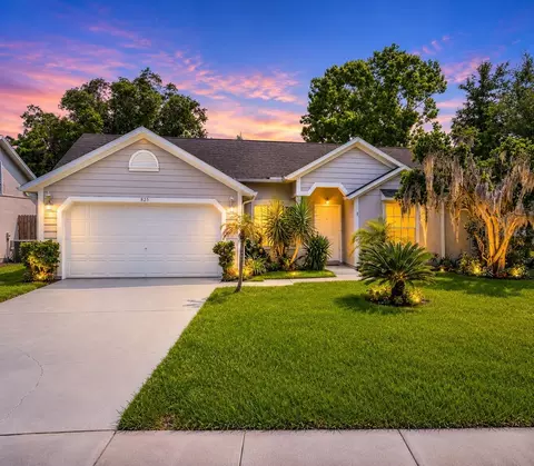 925 Old Mail Ln, Sanford, FL 32773