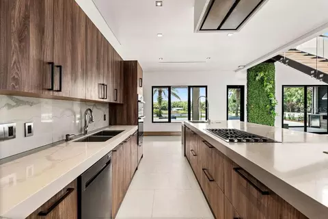 Kitchen - 237 Sagecrest Dr, Ocoee, FL 34761 photo 2 of 5