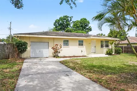 4529 19th Street Cir W, Bradenton, FL 34207