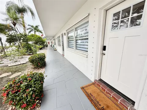 1900 58th Ave N #10, Saint Petersburg, FL 33714
