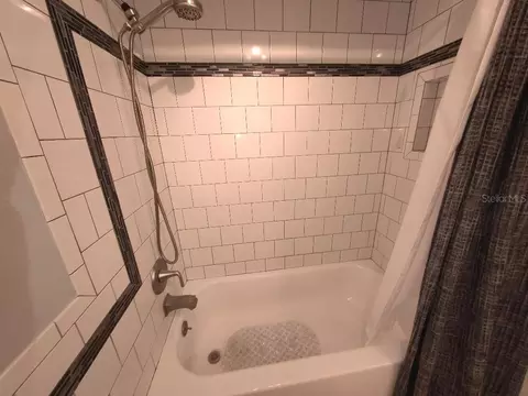 Bath - 1120 N Illinois Ave, Saint Cloud, FL 34769 photo 1 of 5