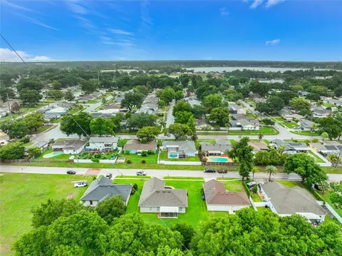 View/Area - 300 E Geneva St, Ocoee, FL 34761 photo 4 of 6