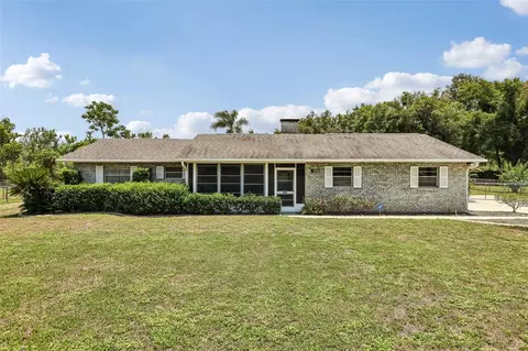 5234 Magnolia Ter, Fruitland Park, FL 34731