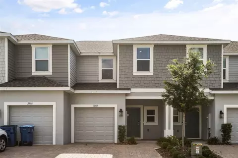 3002 Canary Ave, Davenport, FL 33837