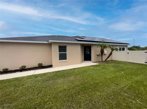 Exterior - 2005 Orange Ave, Saint Cloud, FL 34769 photo 6 of 8