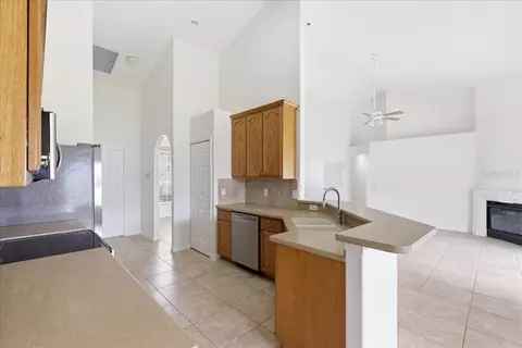 Kitchen - 4303 Shoshone Ct, Saint Cloud, FL 34772 photo 1 of 3
