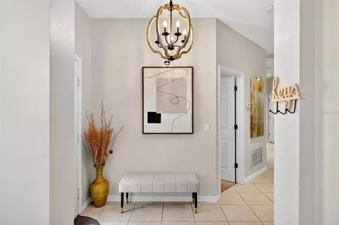 Entry Way - 2125 Velvet Leaf Dr, Ocoee, FL 34761 photo 2 of 6