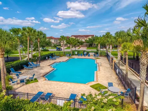 Exterior - 2125 Velvet Leaf Dr, Ocoee, FL 34761 photo 6 of 8