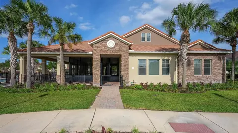 Exterior - 2125 Velvet Leaf Dr, Ocoee, FL 34761 photo 4 of 8