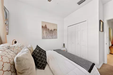 Bedroom - 2125 Velvet Leaf Dr, Ocoee, FL 34761 photo 5 of 6