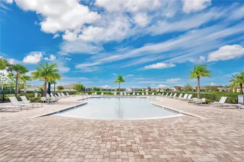 Exterior - 5041 Caspian St, Saint Cloud, FL 34771 photo 5 of 7