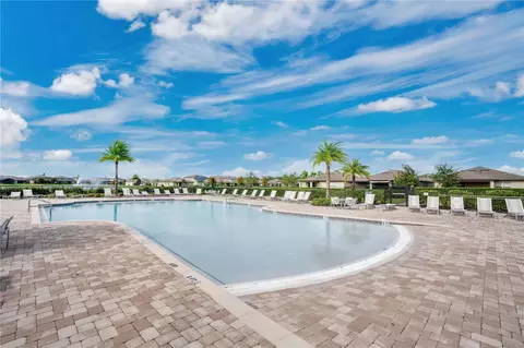 Exterior - 5041 Caspian St, Saint Cloud, FL 34771 photo 4 of 7