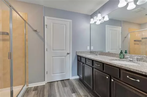 Bath - 5041 Caspian St, Saint Cloud, FL 34771 photo 2 of 3