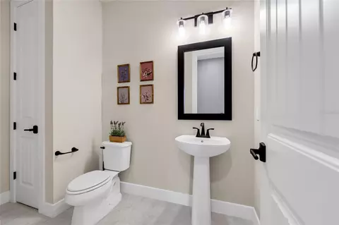 Bath - 2314 Nuthatch St, Saint Cloud, FL 34771 photo 1 of 6