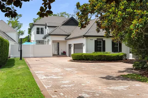 9720 Covent Garden Dr, Orlando, FL 32827