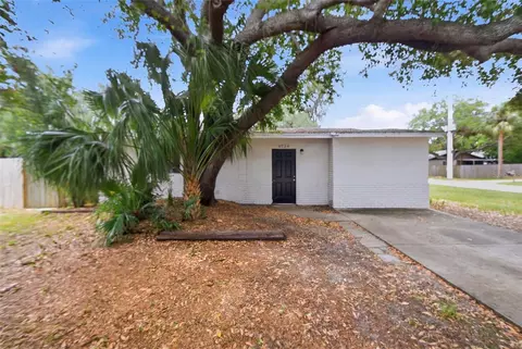 6726 S Dauphin Ave, Tampa, FL 33611
