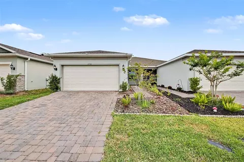2739 Summer Retreat Ln, Kissimmee, FL 34744
