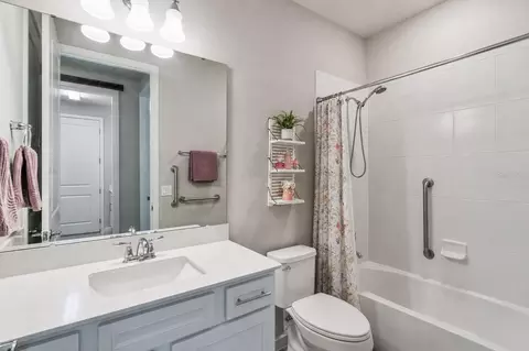 Bath - 2701 Timbergrove St, Saint Cloud, FL 34771 photo 1 of 4