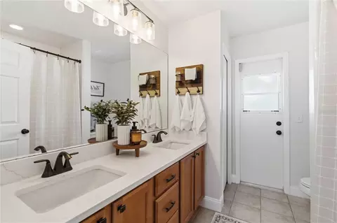 Bath - 122 Lena Ann Dr, Saint Cloud, FL 34771 photo 4 of 5