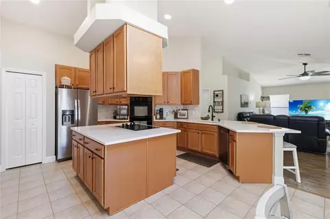 Kitchen - 122 Lena Ann Dr, Saint Cloud, FL 34771 photo 3 of 6