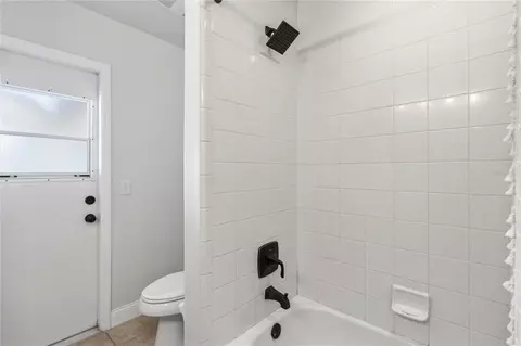 Bath - 122 Lena Ann Dr, Saint Cloud, FL 34771 photo 5 of 5