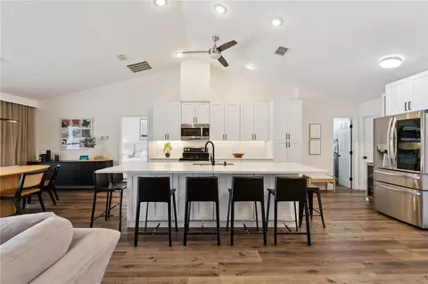 Kitchen - 400 S Cumberland Ave, Ocoee, FL 34761 photo 2 of 5