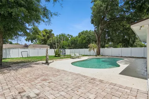 Exterior - 400 S Cumberland Ave, Ocoee, FL 34761 photo 1 of 1