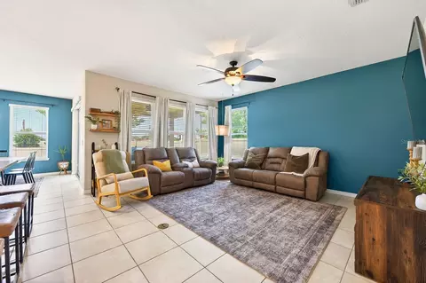 Living - 4062 Brookshire Cir, Eustis, FL 32736 photo 1 of 1