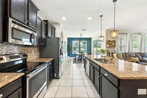Kitchen - 4062 Brookshire Cir, Eustis, FL 32736 photo 2 of 4