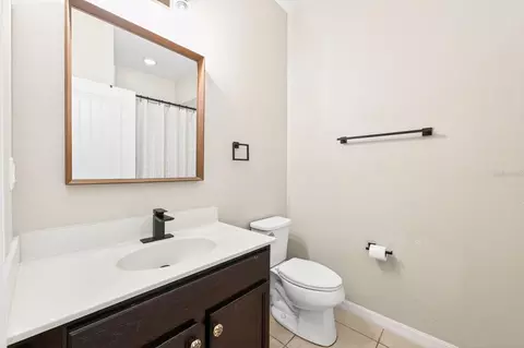 Bath - 4062 Brookshire Cir, Eustis, FL 32736 photo 3 of 4