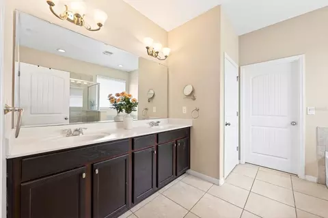 Entry Way - 4062 Brookshire Cir, Eustis, FL 32736 photo 2 of 3