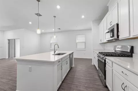 Kitchen - 5750 Stockade Blvd, Saint Cloud, FL 34771 photo 3 of 5