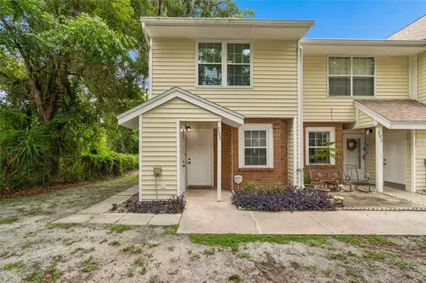 131 Hidden Arbor Ct, Sanford, FL 32773
