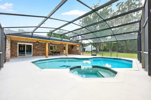 Exterior - 1600 E 10th St, Saint Cloud, FL 34771 photo 2 of 10