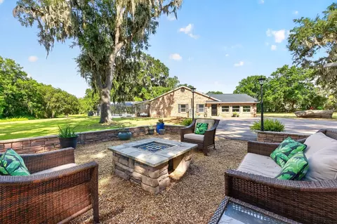 Exterior - 1600 E 10th St, Saint Cloud, FL 34771 photo 9 of 10