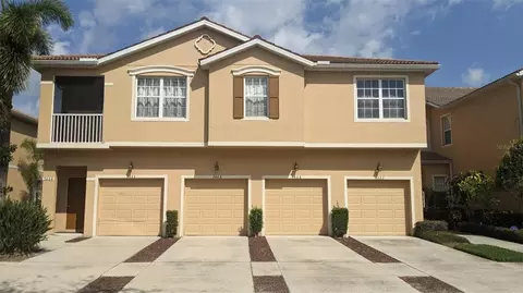 3635 Parkridge Cir #10-101, Sarasota, FL 34243