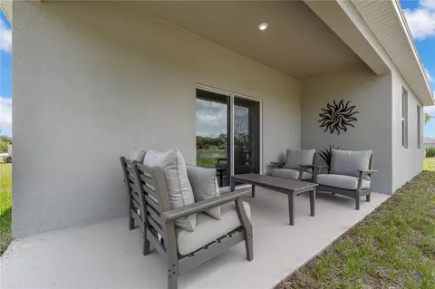 Exterior - 5824 Cliffbow Loop, Leesburg, FL 34748 photo 3 of 4