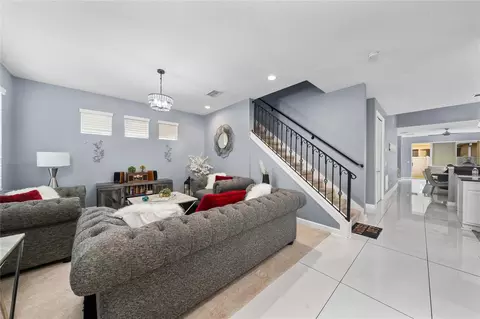 Entry Way - 2680 Dolfino Ct, Saint Cloud, FL 34772 photo 2 of 4