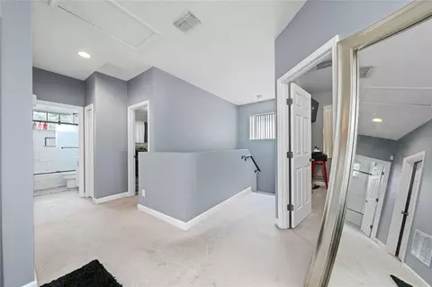 Entry Way - 2680 Dolfino Ct, Saint Cloud, FL 34772 photo 3 of 4