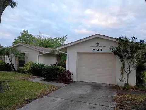7149 Channelside Ln N, Pinellas Park, FL 33781