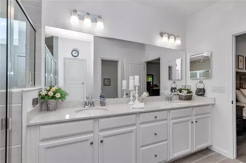 Bath - 7663 SW 74th Loop, Ocala, FL 34481 photo 2 of 6