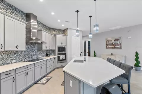 Kitchen - 6526 Circle Rock Way, Saint Cloud, FL 34771 photo 3 of 5