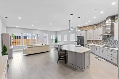 Kitchen - 6526 Circle Rock Way, Saint Cloud, FL 34771 photo 5 of 5