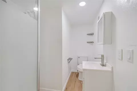 Bath - 4960 Yukon St, Saint Cloud, FL 34771 photo 4 of 5
