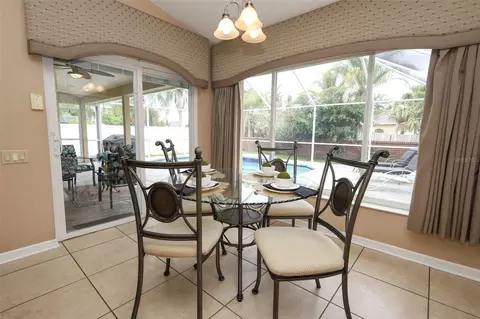 Dining - 8 Roseberry Ct, Ocoee, FL 34761 photo 3 of 3