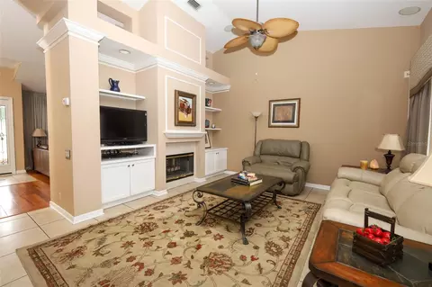 Living - 8 Roseberry Ct, Ocoee, FL 34761 photo 3 of 5