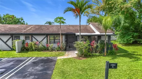 55 Seminole Dr, Royal Palm Beach, FL 33411