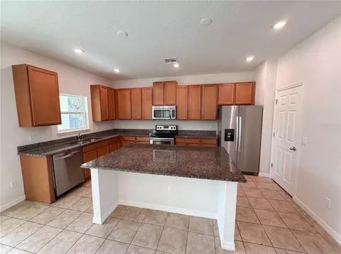 Kitchen - 811 Maple Leaf Loop, Winter Springs, FL 32708 photo 1 of 2